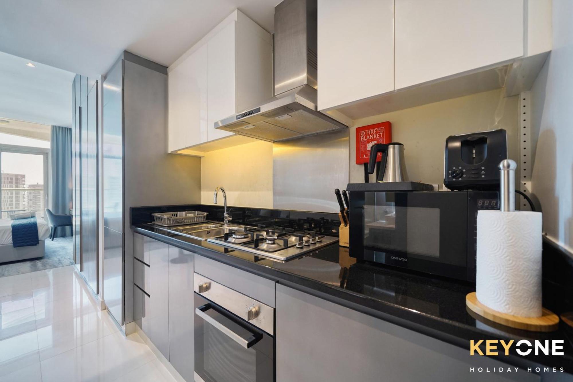 Sleek Studio In Prive With Stunning Canal View 두바이 외부 사진
